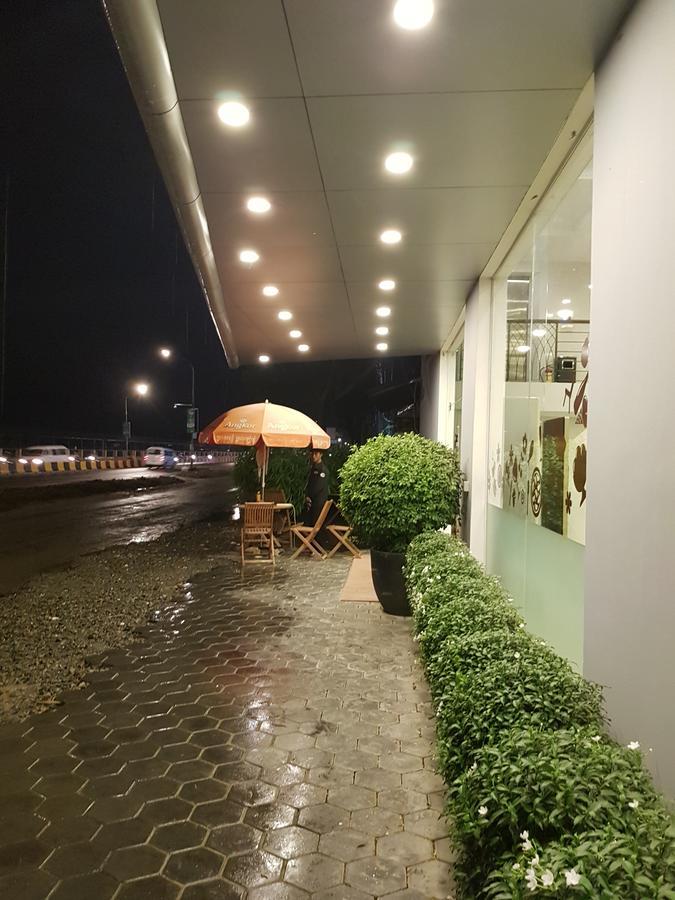 Golden Apple Hotel - Airport Phnom Penh Zewnętrze zdjęcie